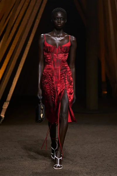 Look 38